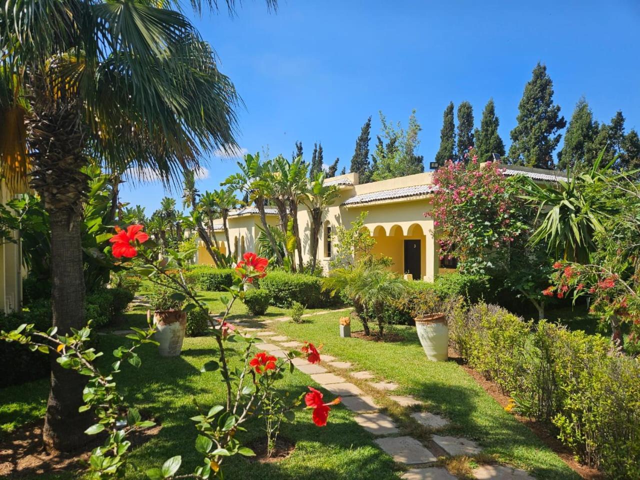 Les Cypres Bed & Breakfast เอลจาดิด้า ภายนอก รูปภาพ